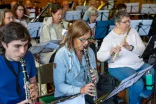 Konzentriertes Arbeiten, nicht nur am Holz 